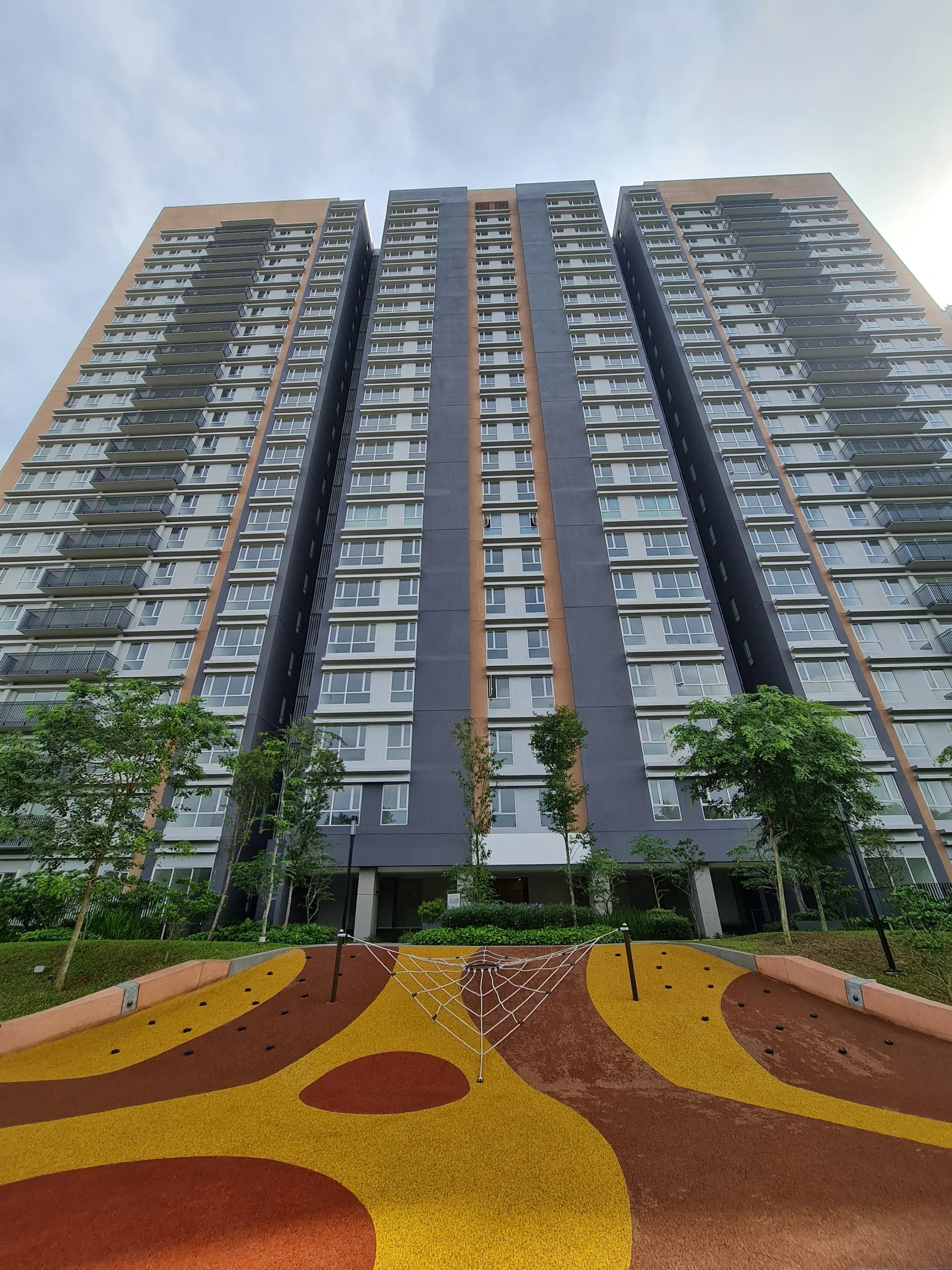 Emerald Hills South Tower (A & B) — view 5