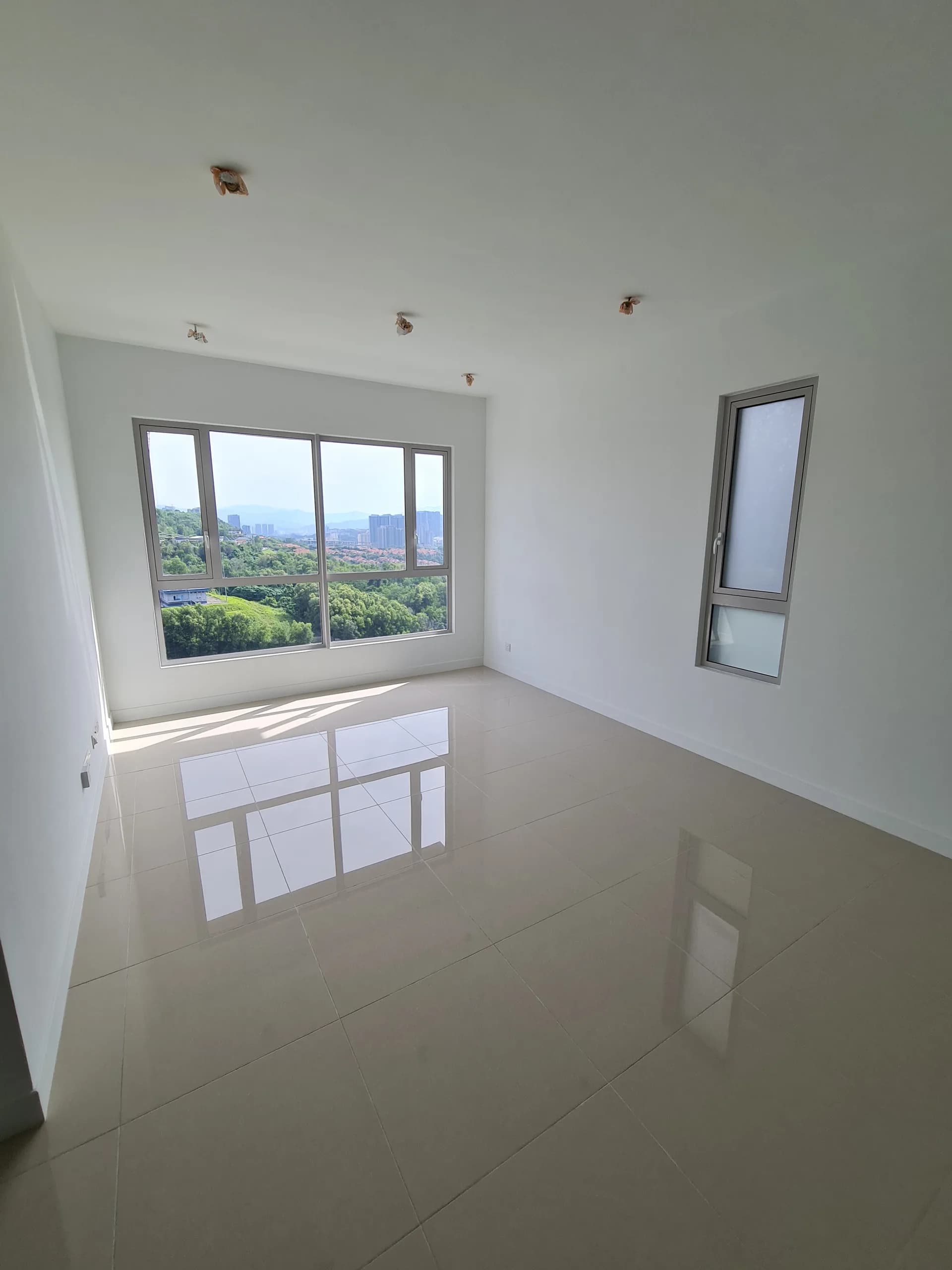 Emerald Hills — view 4