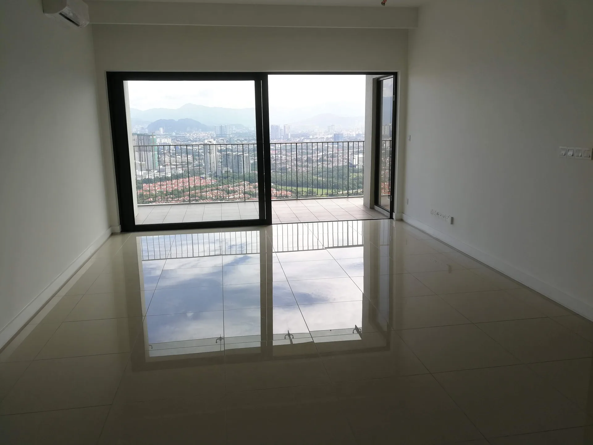 Westside III, Desa ParkCity — view 2