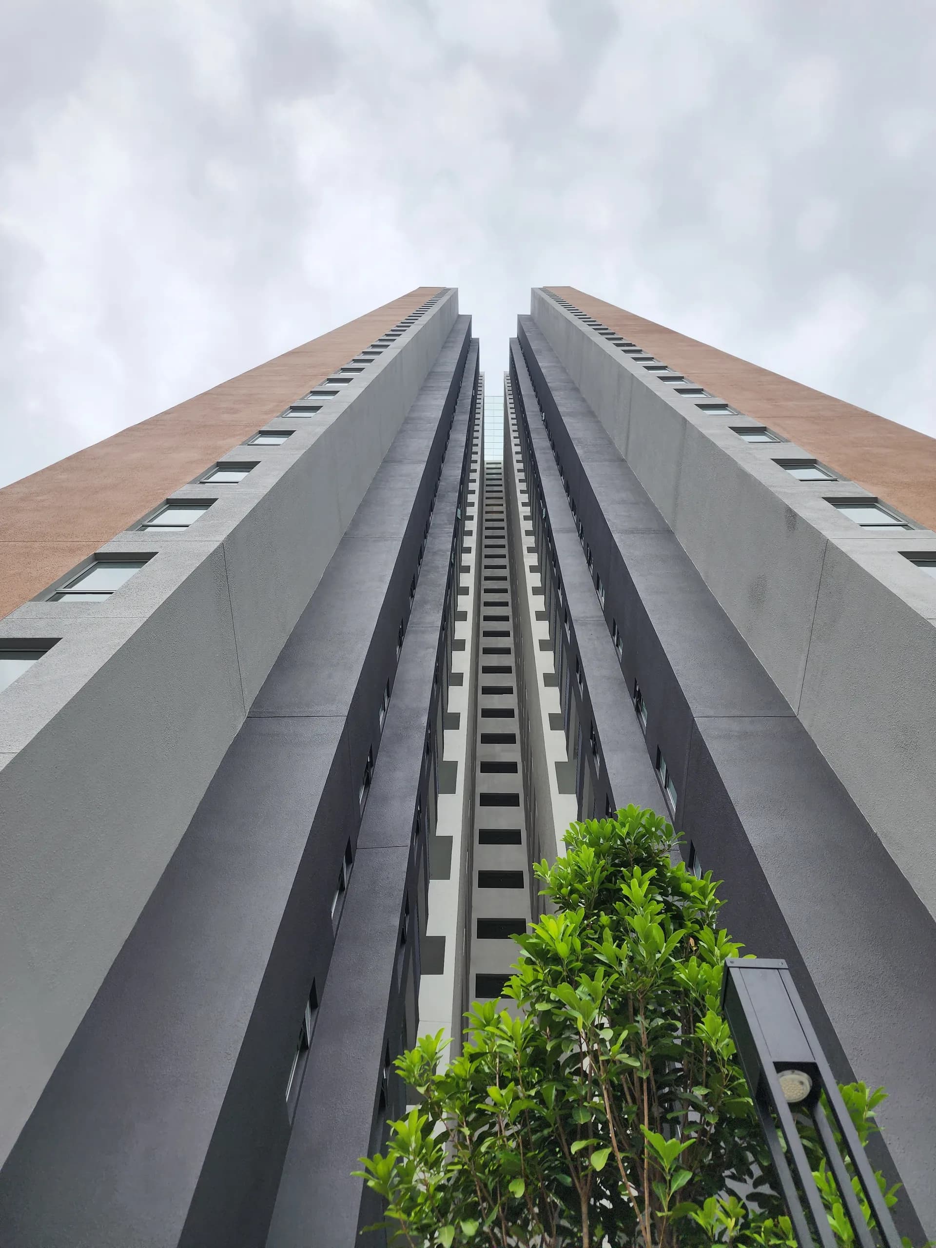 Emerald Hills North Tower (C & D) — view 3