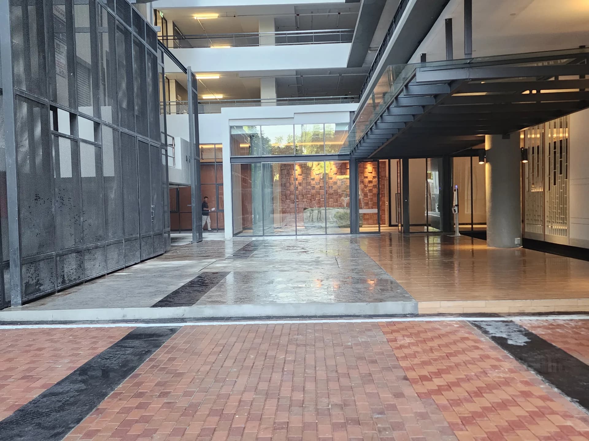 Emerald Hills North Tower (C & D) — view 6
